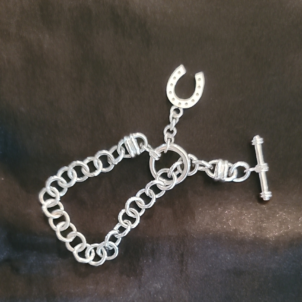 Silver Chain Bracelet w Horseshoe Charm - Picture 5 of 7